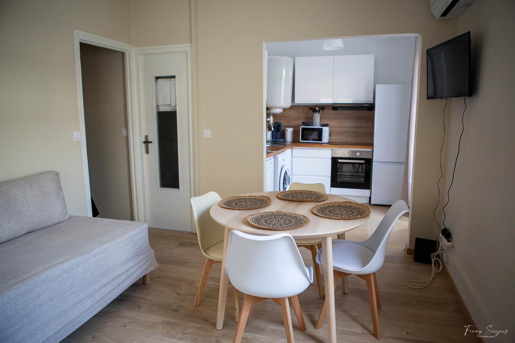 Appartements Confortables - Gare A 5 Min Pied - 20Min De La Plage - Terrasse 佩皮尼昂 外观 照片