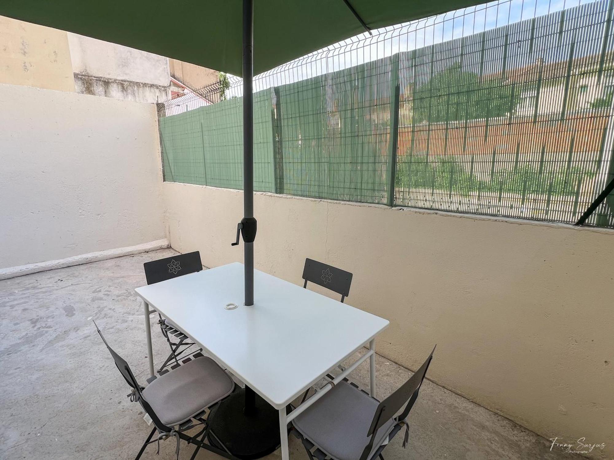 Appartements Confortables - Gare A 5 Min Pied - 20Min De La Plage - Terrasse 佩皮尼昂 外观 照片